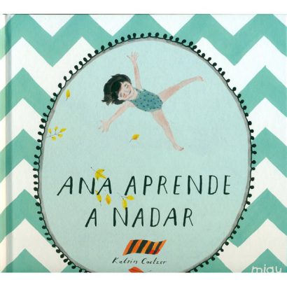 ANA APRENDE A NADAR